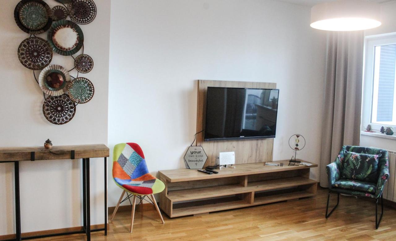 Bright, Modern & Cozy Apartment Tuzla Eksteriør billede