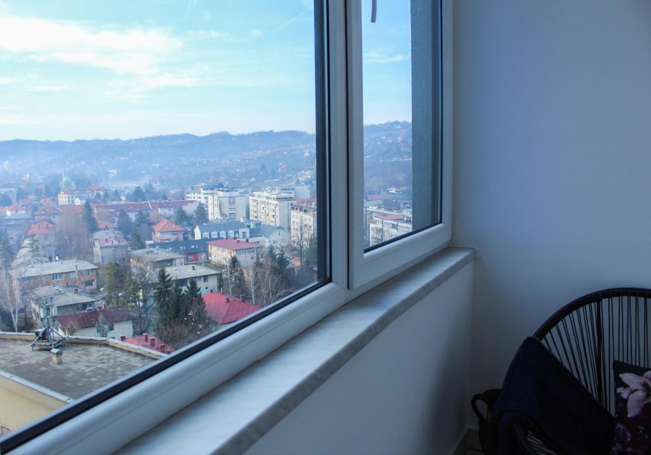 Bright, Modern & Cozy Apartment Tuzla Eksteriør billede